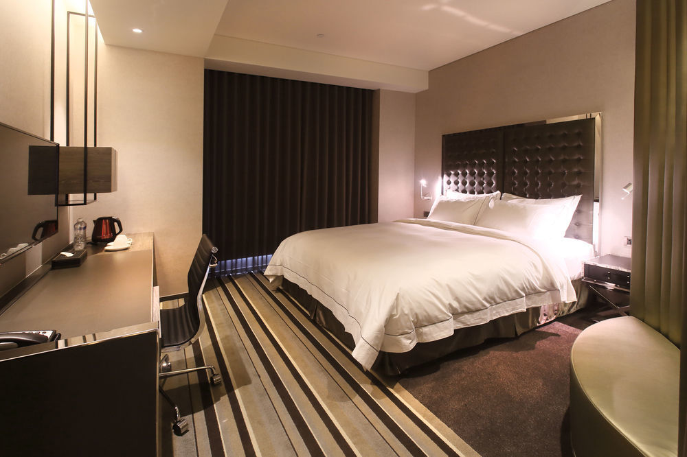 Starhaus Hotel Kaohsiung Eksteriør billede